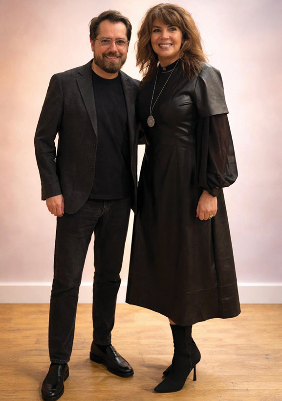 gaspar gyorgy si gina pais